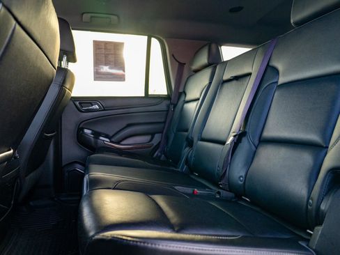 Used 2017 GMC Yukon SLT image 13