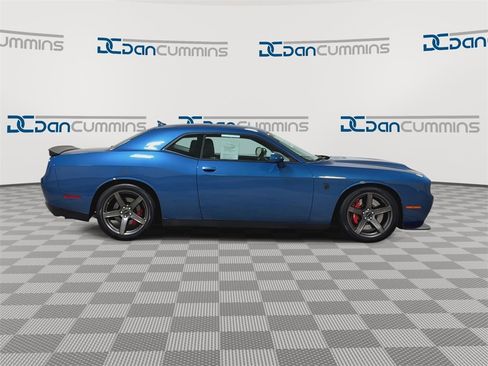 Used 2023 Dodge Challenger SRT Hellcat image 2