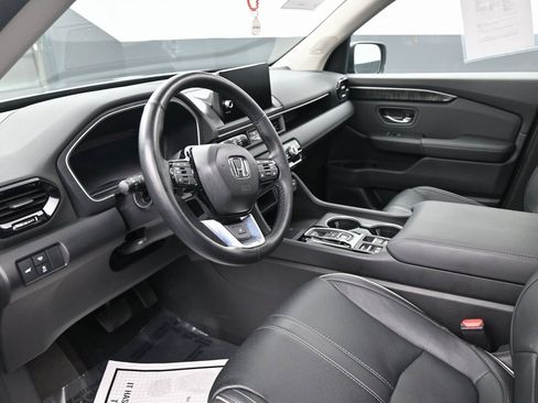 Used 2024 Honda Pilot Elite image 31