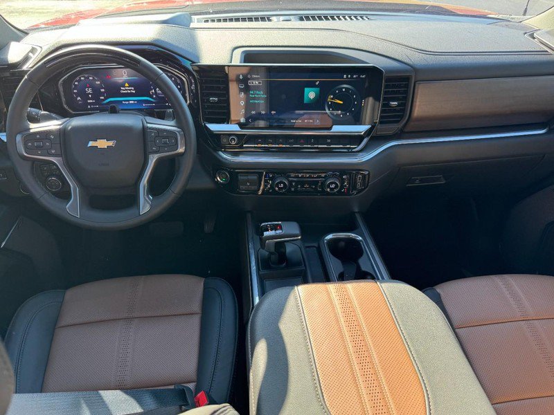 Used 2026 Chevrolet Silverado 1500 High Country AWD/4WD image 12
