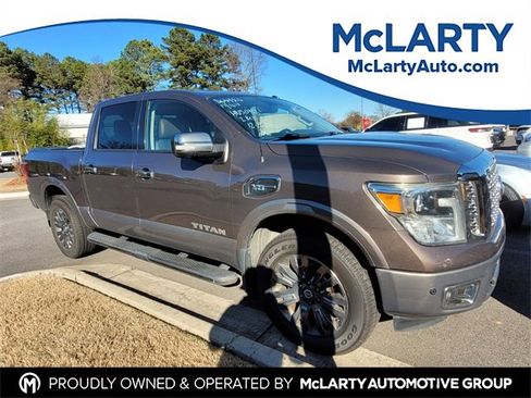 Used 2017 Nissan Titan Platinum Reserve image 1