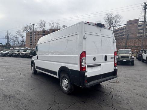 Used 2025 RAM ProMaster 2500 w/ Safety Group image 11