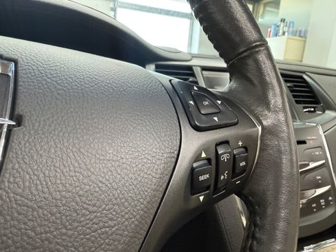 Used 2015 Lincoln MKS AWD w/ Technology Package image 17