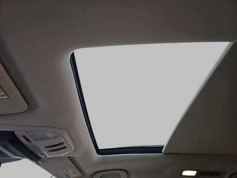 New 2026 Subaru Ascent Limited image 31