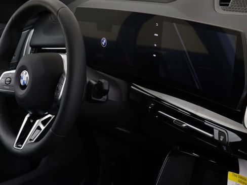 New 2026 BMW X2 xDrive28i image 21