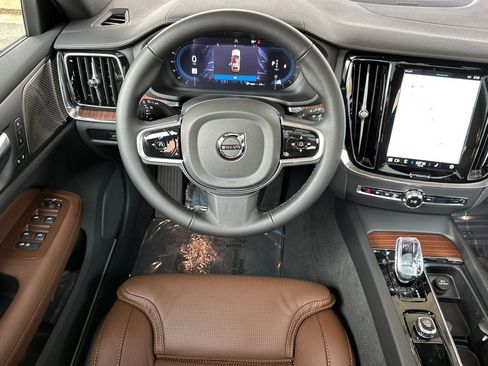 New 2025 Volvo V60 B5 Cross Country Ultra w/ Protection Package Premier image 12