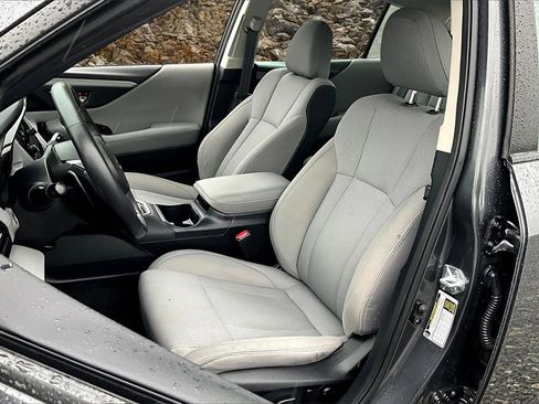 Used 2023 Subaru Legacy Premium image 23