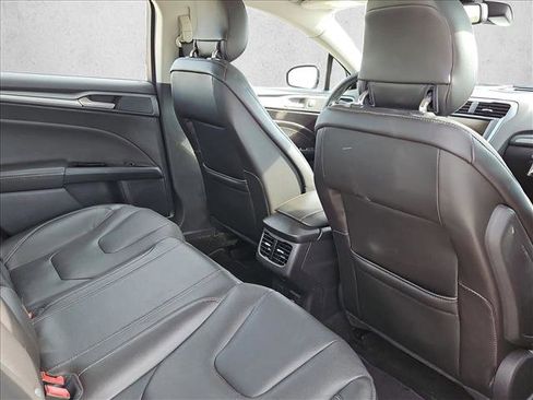 Used 2013 Ford Fusion Titanium w/ Titanium Driver Assist Pkg image 18