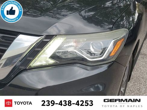 Used 2020 Nissan Pathfinder S FWD image 15