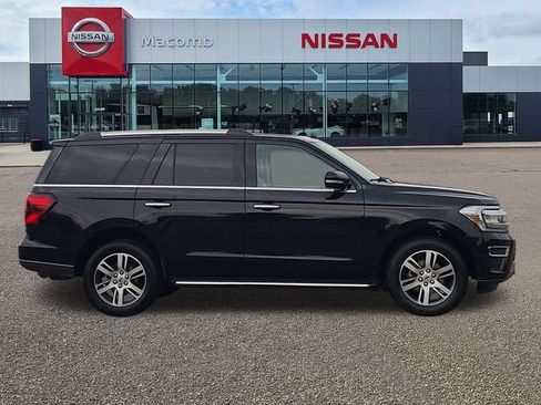 Used 2023 Ford Expedition Limited RWD image 8