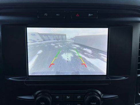 Used 2021 Ford F150 XLT image 19