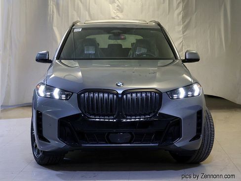 Used 2026 BMW X5 xDrive40i w/ M Sport Package AWD/4WD image 2