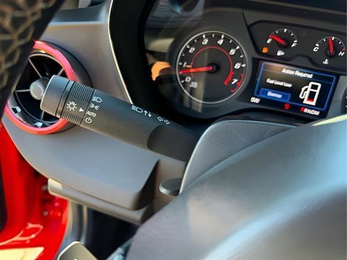 Used 2021 Chevrolet Camaro LT image 40