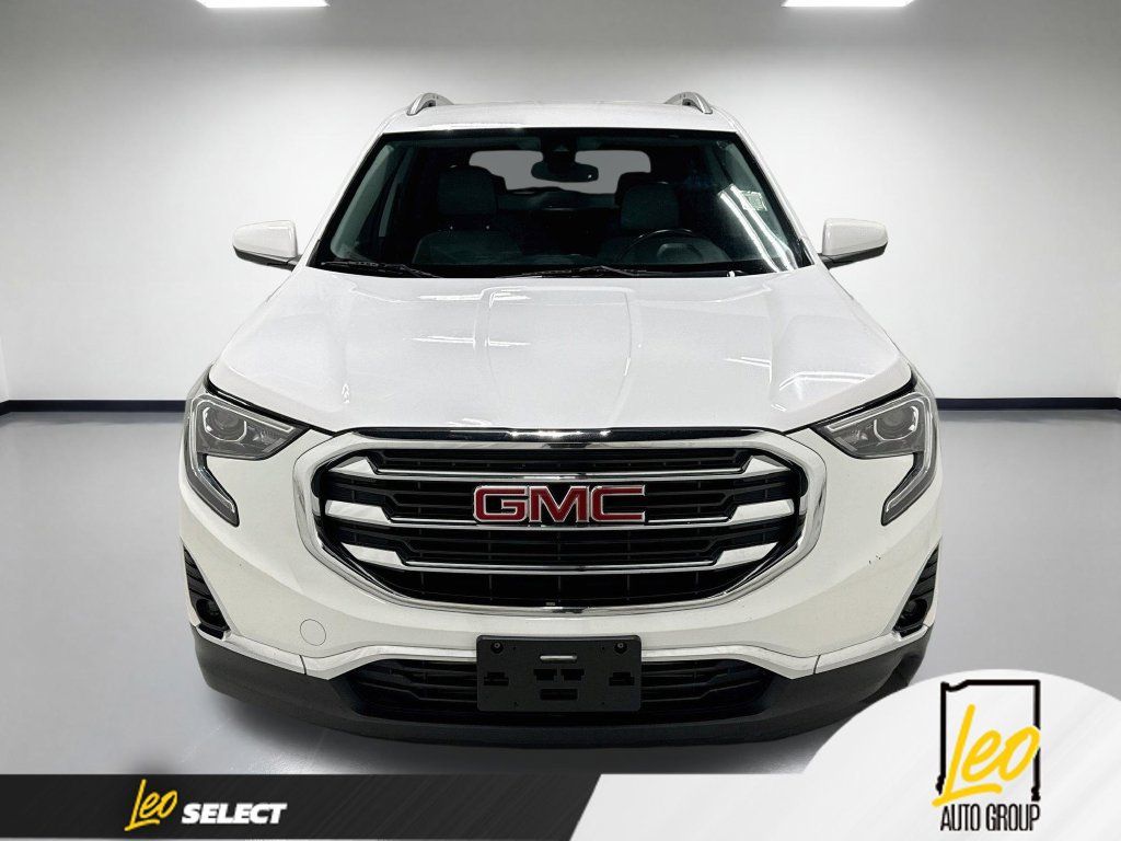 Used 2020 GMC Terrain SLT w/ Preferred Package FWD image 2