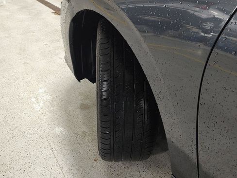 Used 2024 Honda Civic EX-L image 30