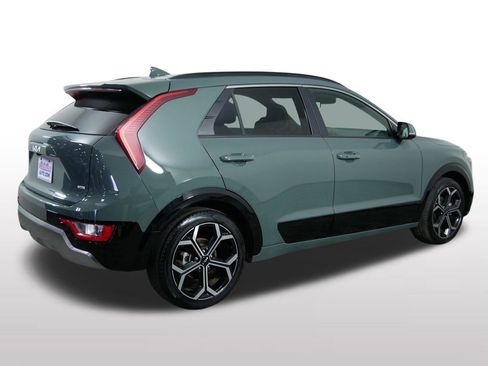 Certified 2023 Kia Niro EX Touring FWD image 11