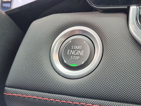 Used 2024 Chevrolet Colorado Z71 w/ Z71 Convenience Package 2 image 20