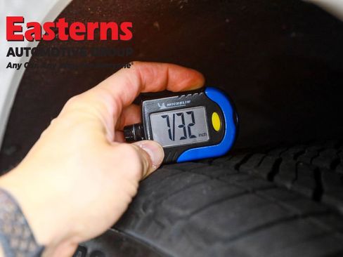 Used 2024 Cadillac Escalade Sport Platinum w/ LPO, ONYX Package image 31