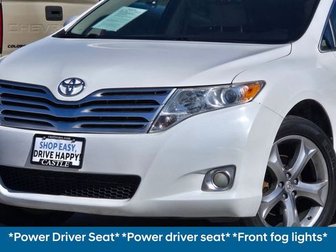 Used 2010 Toyota Venza FWD image 2