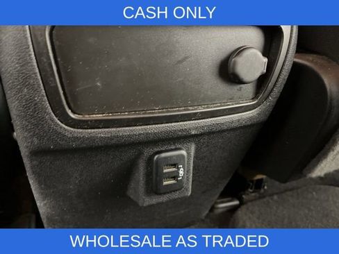 Used 2017 Chevrolet Traverse LT w/ Style and Technology Package image 41