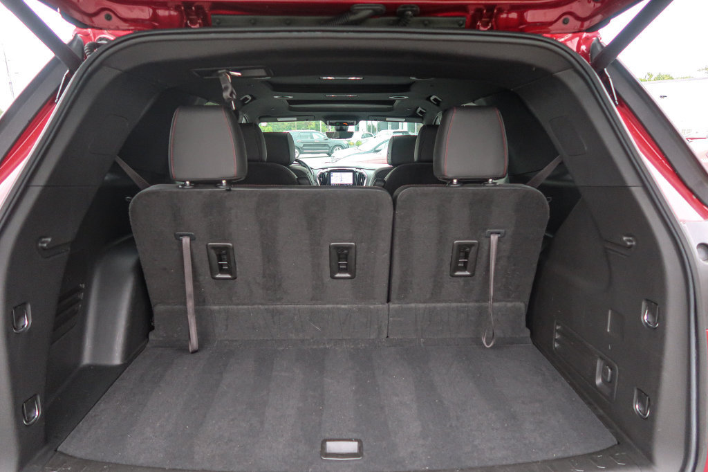 Used 2023 Chevrolet Traverse RS AWD/4WD image 11