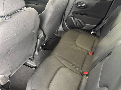 Used 2020 Jeep Renegade Sport FWD image 15