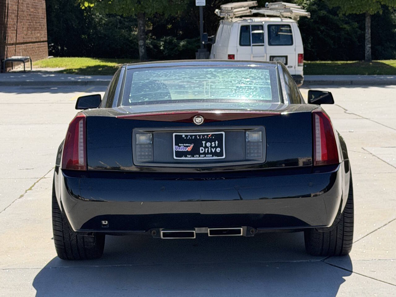 Used 2004 Cadillac XLR RWD image 29
