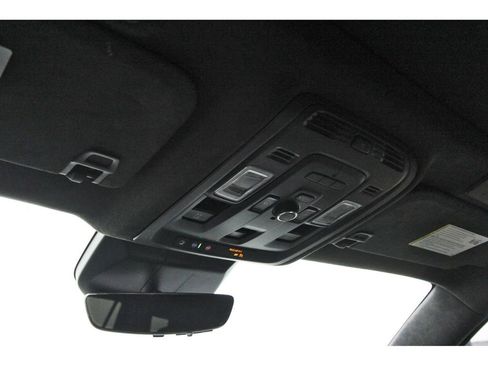 Certified 2022 Cadillac Escalade Sport Platinum w/ LPO, ONYX Package image 11