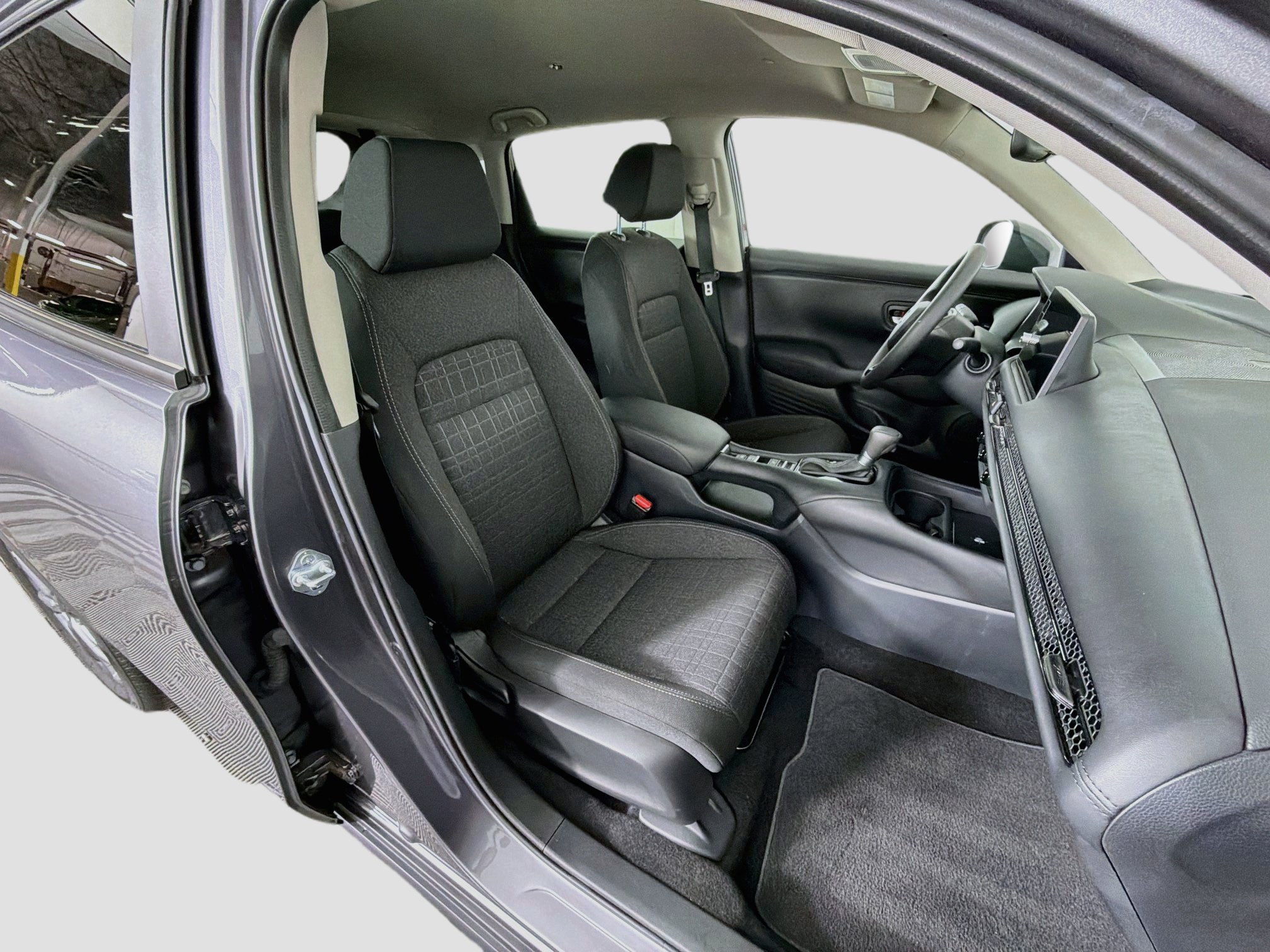 Used 2026 Honda HR-V LX image 29