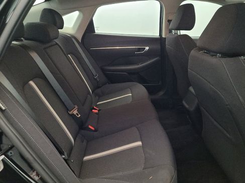 Used 2023 Hyundai Sonata SEL w/ Preferred Accessory Package FWD image 19