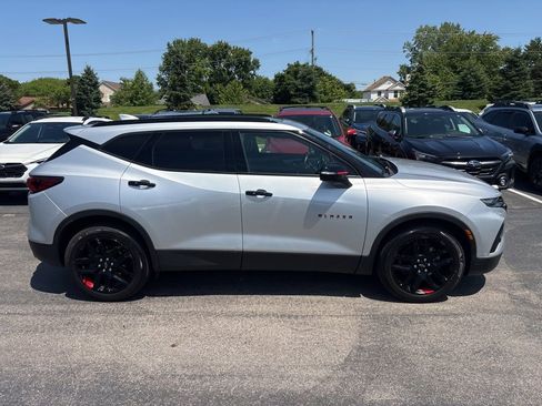 Used 2022 Chevrolet Blazer LT w/ Redline Edition AWD/4WD image 2