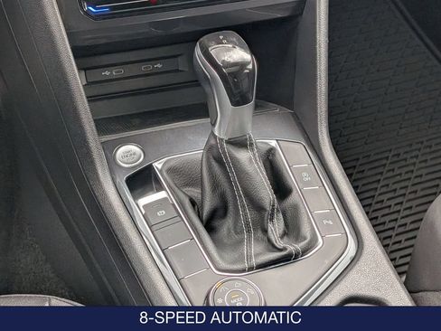 Certified 2023 Volkswagen Tiguan SE R-Line AWD/4WD image 29