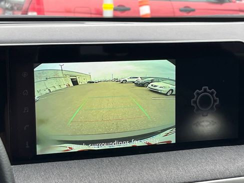 Used 2025 Nissan Kicks SV image 17