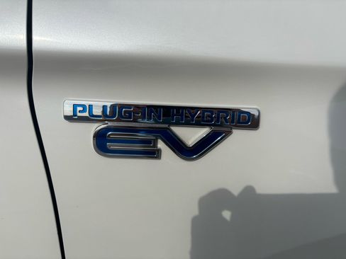 Used 2020 Mitsubishi Outlander GT image 34