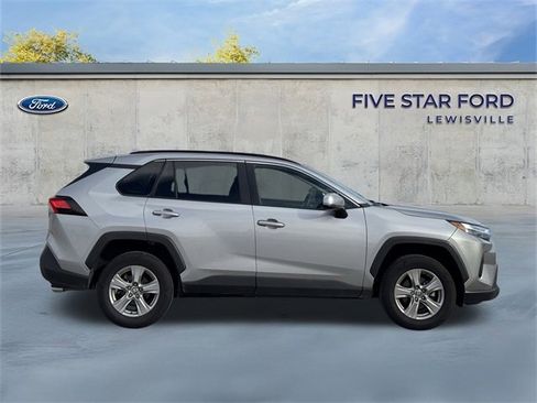 Used 2024 Toyota RAV4 XLE image 4