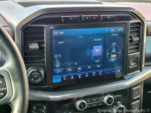 Used 2023 Ford F150 Lariat w/ Equipment Group 502A High image 21