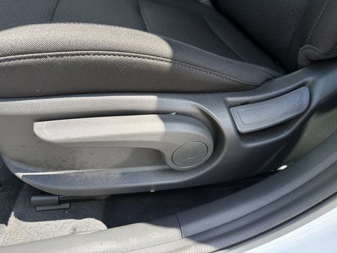 Used 2020 Hyundai Elantra SE w/ Cargo Package (C1) FWD image 19