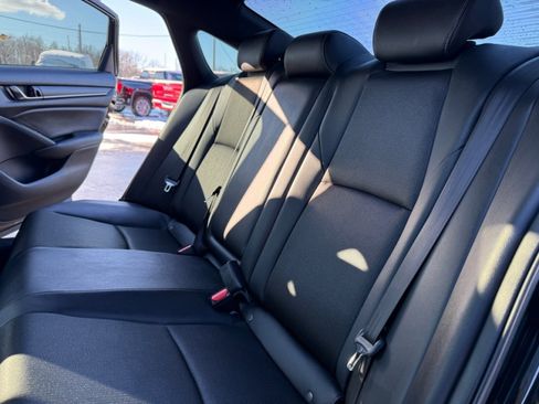 Used 2020 Honda Accord Sport image 17
