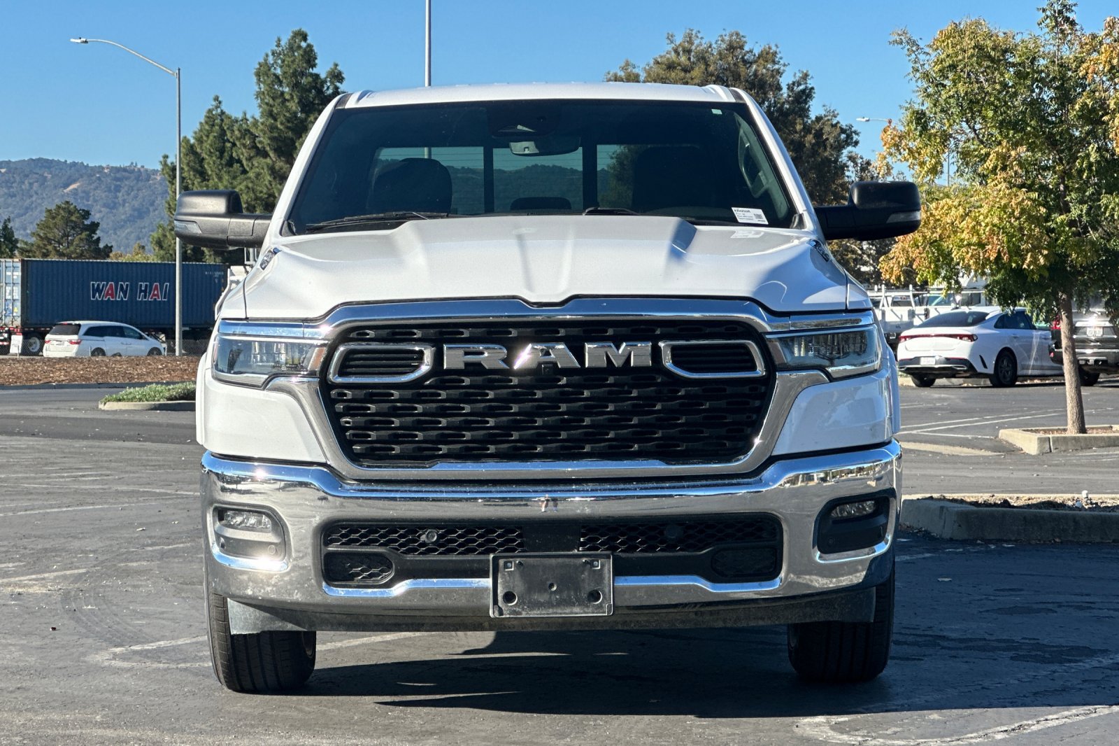 Used 2025 RAM 1500 Big Horn AWD/4WD image 9