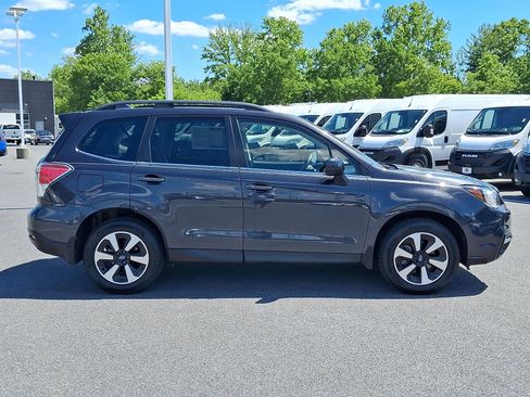 Used 2018 Subaru Forester 2.5i Limited AWD/4WD image 4
