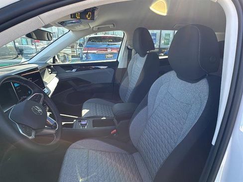 New 2026 Volkswagen Tiguan S image 13