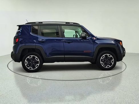 Used 2017 Jeep Renegade Trailhawk AWD/4WD image 7
