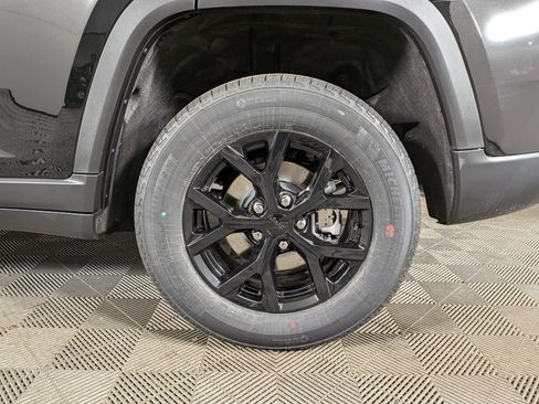 New 2026 Jeep Grand Cherokee Altitude AWD/4WD image 13