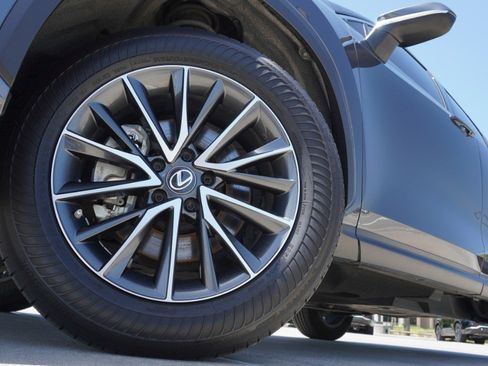 Used 2022 Lexus NX 350 AWD image 11