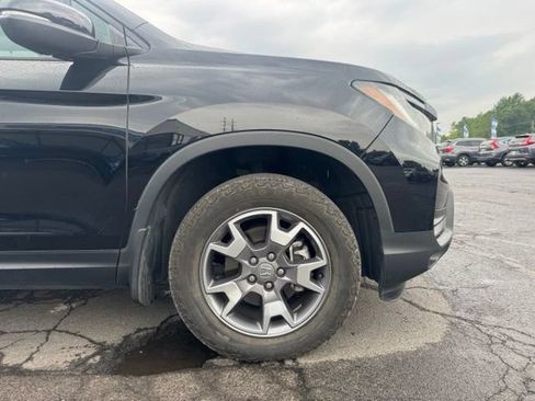 Used 2023 Honda Passport TrailSport image 11