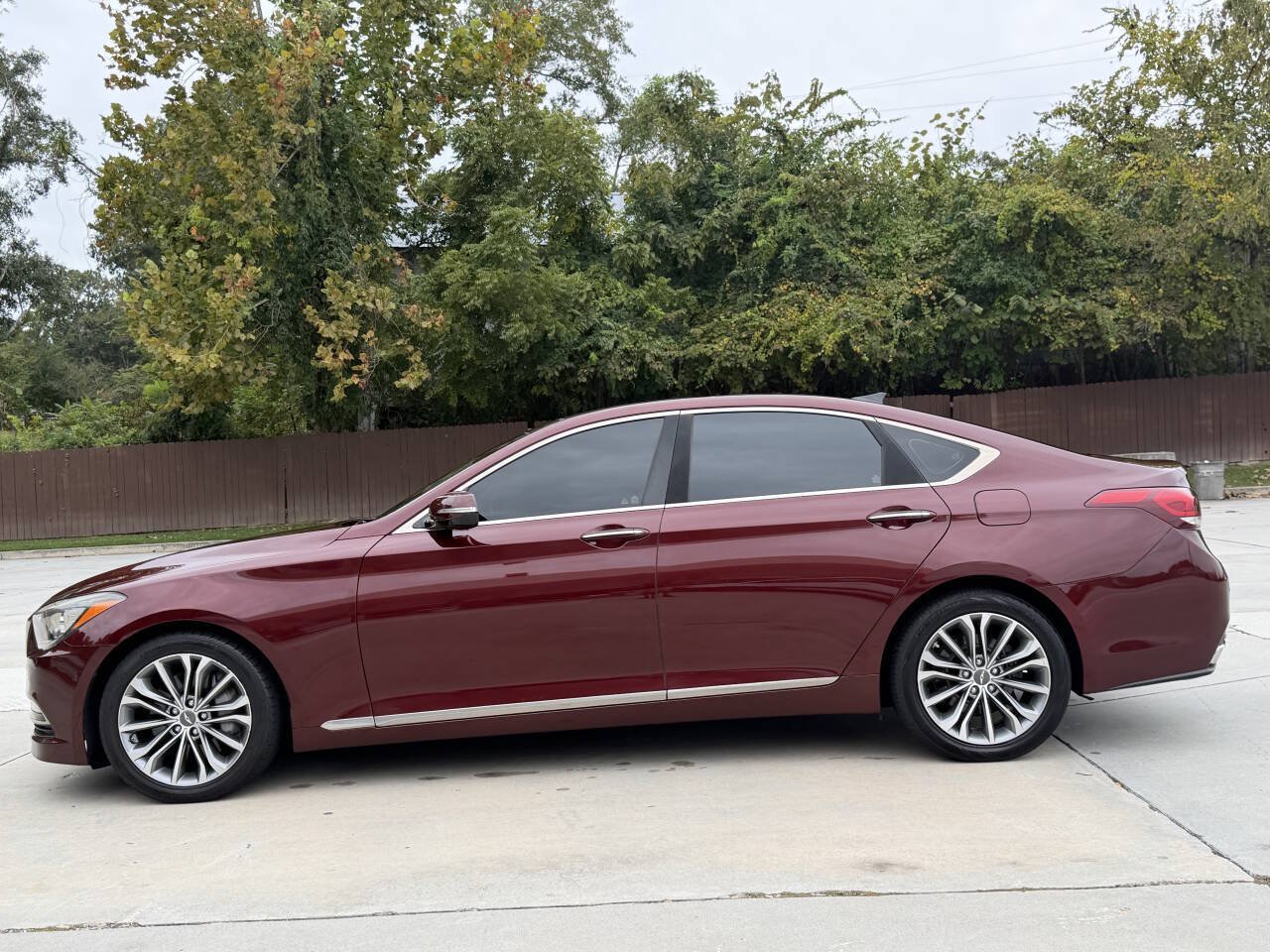 Used 2016 Hyundai Genesis 3.8 image 27