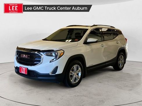 Used 2020 GMC Terrain SLE w/ Driver Convenience Package image 1