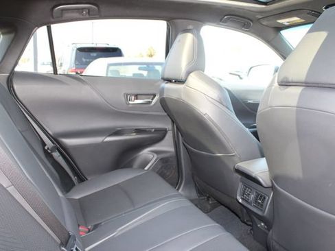 Used 2024 Toyota Venza Limited AWD/4WD image 7