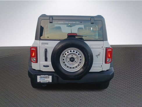 New 2025 Ford Bronco 4-Door image 6
