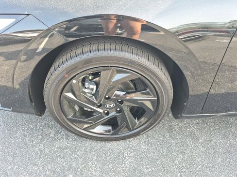New 2026 Hyundai Elantra SEL Sport Premium image 18
